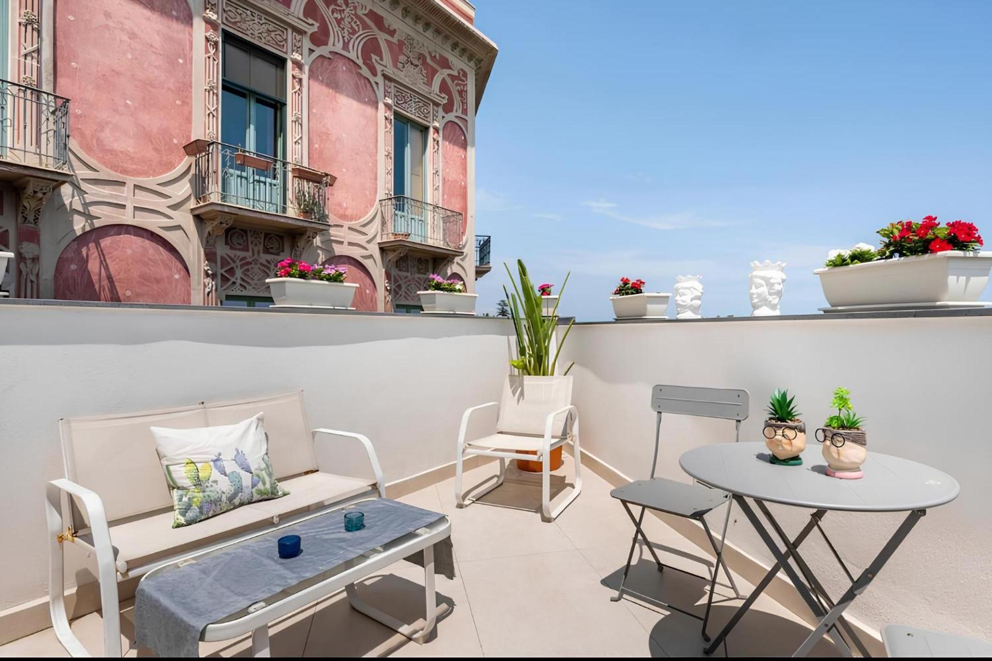 Mare Damuri Con Terrazza Vista Mare Lejlighed Catania Eksteriør billede